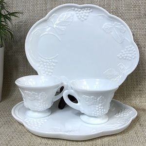 Vintage Indiana Colony Heritage Harvest Grape Milk Glass Plate & Tea Cup Set